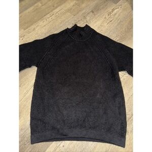 NWOT  (Free People) Womens Small Black Sweater - Heavyweight and Warm oversized